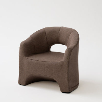 軽すぎる万能椅子 カルラ ローチェア