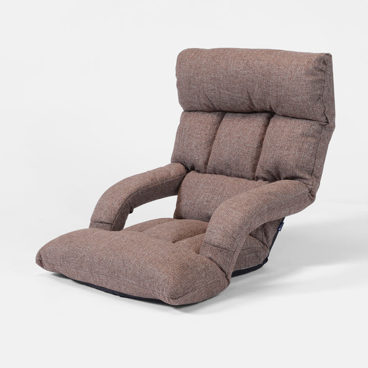 座る姿勢に合わせて肘掛けが動くふかふか座椅子